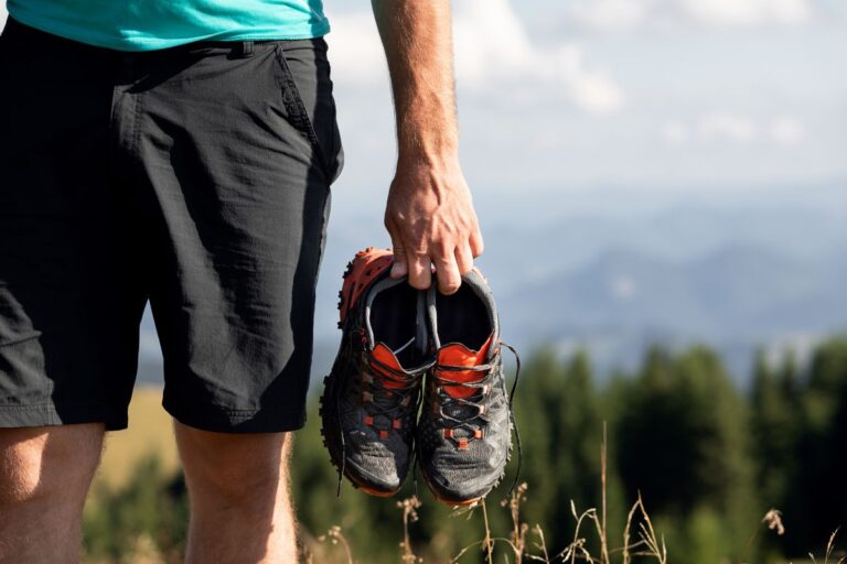 Zaopatrz się w pasję i profesjonalizm z Alpin Sport! Poznaj naszą szeroką gamę sprzętu outdoorowego i wybierz to, co najlepsze dla Twojej wyprawy